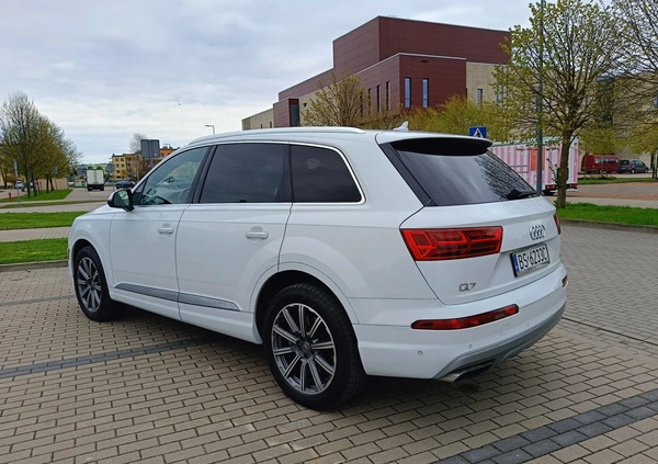 Audi Q7 cena 139000 przebieg: 170000, rok produkcji 2017 z Suwałki małe 154